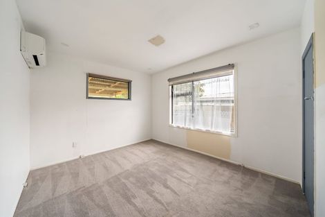 Photo of property in 43 Donnelley Drive, Wainuiomata, Lower Hutt, 5014