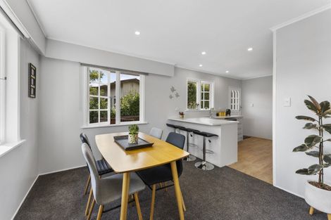 Photo of property in 15 Sunbrae Drive, Silverstream, Upper Hutt, 5019