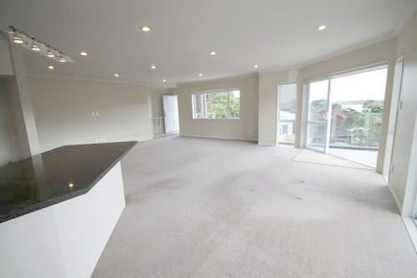 Photo of property in 97a Island Bay Road, Beach Haven, Auckland, 0626