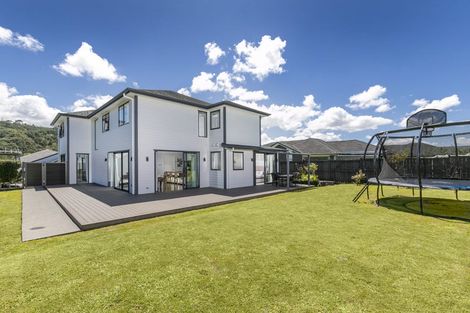 Photo of property in 7 Sir Lincoln Drive, Kumeu, 0810