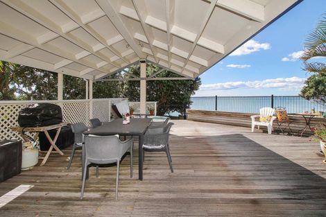 Photo of property in 26 Crispe Road, Clarks Beach, 2122