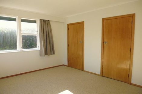 Photo of property in 21 Magnolia Grove, Maungaraki, Lower Hutt, 5010
