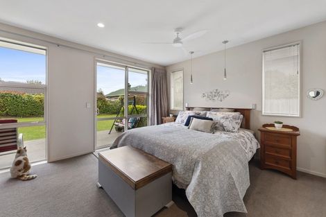 Photo of property in 11 Church Street, Oxford, 7430