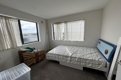Photo of property in 1 Peony Mews, Oteha, Auckland, 0632