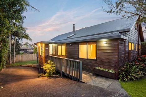 Photo of property in 1/31 Corunna Road, Milford, Auckland, 0620