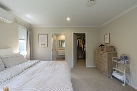 Photo of property in 261 Dixon Road, Fitzroy, Hamilton, 3206