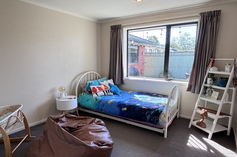 Photo of property in 800a Collinge Road, Mayfair, Hastings, 4122