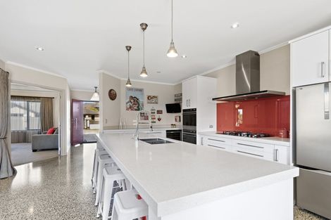 Photo of property in 11 Johnnybro Place, Rototuna North, Hamilton, 3210