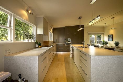 Photo of property in 12 Kent Crescent, Awapuni, Palmerston North, 4412