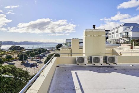 Photo of property in Fountain Court, 3/48 Oriental Parade, Oriental Bay, Wellington, 6011