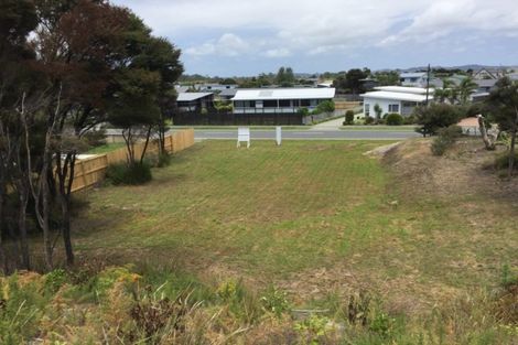 Photo of property in 13 Seabreeze Road, Mangawhai Heads, Mangawhai, 0505