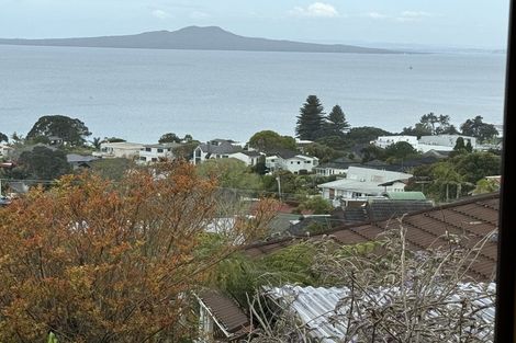 Photo of property in 1/1 Carlisle Road, Torbay, Auckland, 0630