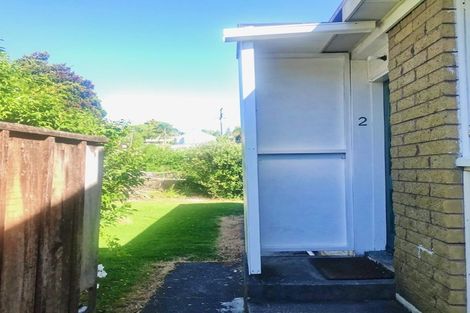 Photo of property in 2/9 Adriatic Avenue, Henderson, Auckland, 0612