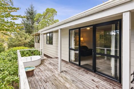 Photo of property in 6 Derham Road, Te Horo, Otaki, 5581