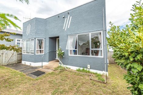 Photo of property in 63 Alma Road, Gonville, Whanganui, 4501