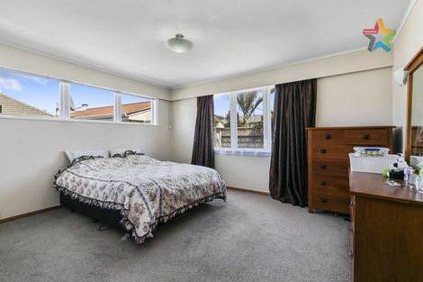 Photo of property in 10 Holyoake Crescent, Avalon, Lower Hutt, 5011