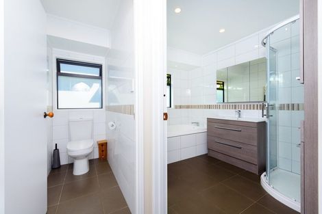 Photo of property in 7 Drysdale Place, Somerville, Auckland, 2014