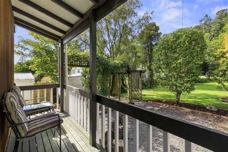 Photo of property in 476 Stokes Valley Road, Stokes Valley, Lower Hutt, 5019