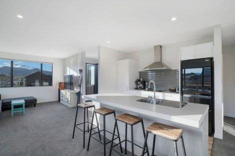 Photo of property in 39 Obelisk Street, Wanaka, 9305