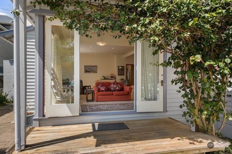 Photo of property in 7 Rangiora Street, Woburn, Lower Hutt, 5010