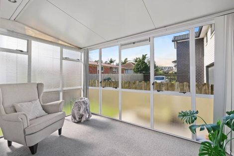 Photo of property in 1/18 Toru Street, Te Atatu Peninsula, Auckland, 0610