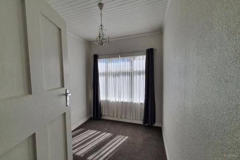 Photo of property in 14 Rhodes Street, Waimate, 7924