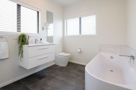 Photo of property in 9a Bretton Terrace, Hillcrest, Hamilton, 3216