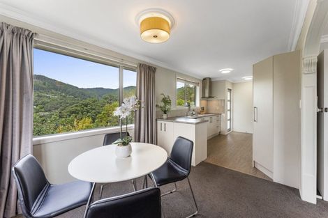 Photo of property in 1/57 Sunbrae Drive, Silverstream, Upper Hutt, 5019