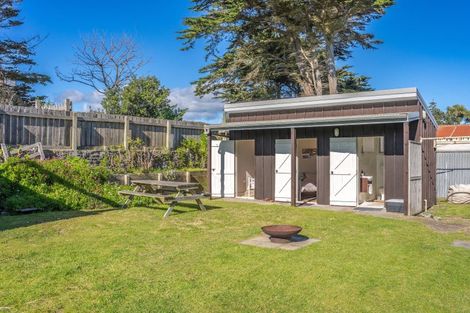 Photo of property in 8 Rodney Avenue, Te Horo Beach, Otaki, 5581
