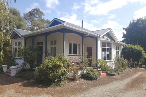 Photo of property in 429 Timaru Road, Waimate, 7978