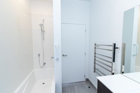 Photo of property in 14/52 High Street, Island Bay, Wellington, 6023