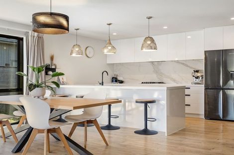 Photo of property in 13 Wheat Street, Jacks Point, Queenstown, 9371