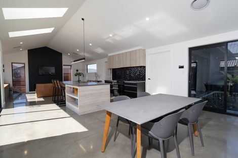 Photo of property in 16 Torbay Avenue, Huntingdon, Ashburton, 7774