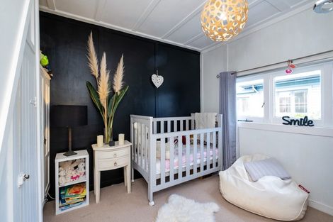 Photo of property in 102 Beach Road, Haumoana, 4102