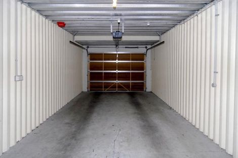 Photo of property in 14/8 Monte Cassino Place, Birkdale, Auckland, 0626