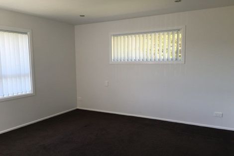 Photo of property in 44 Montgomery Avenue, Belmont, Auckland, 0622