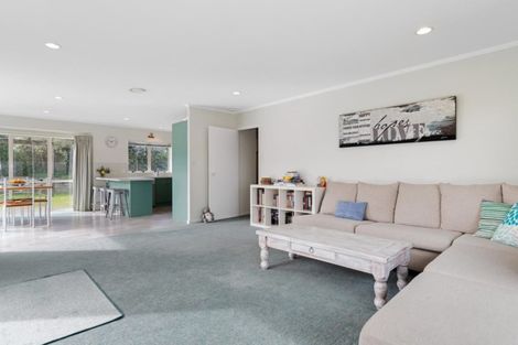 Photo of property in 129 Blake Boulevard, Papamoa Beach, Papamoa, 3118