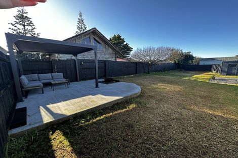 Photo of property in 13 Costello Crescent, Pukehina, Te Puke, 3189