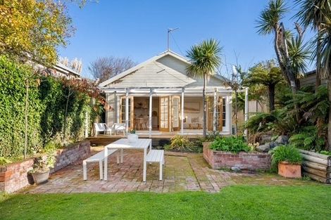 Photo of property in 65 Wiggins Street, Sumner, Christchurch, 8081