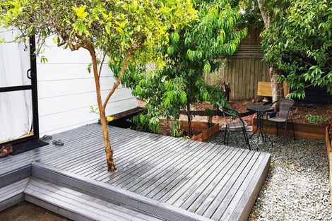 Photo of property in 1/38 Kaipatiki Road, Glenfield, Auckland, 0629