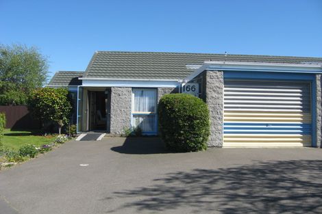 Photo of property in 2/166 Northcote Road, Northcote, Christchurch, 8052