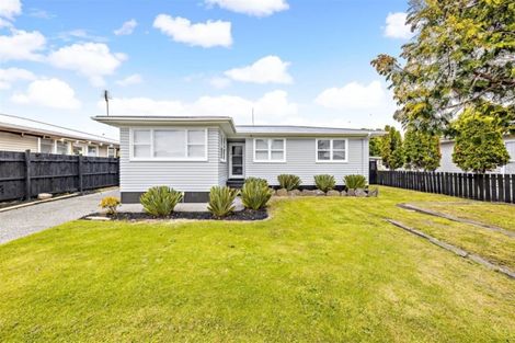 Photo of property in 13 Addington Avenue, Manurewa, Auckland, 2102