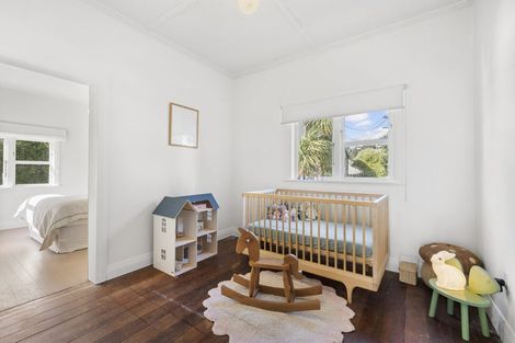 Photo of property in 171 Derwent Street, Island Bay, Wellington, 6023