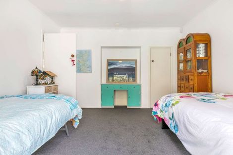 Photo of property in 2 Alberta Street, Acacia Bay, Taupo, 3330