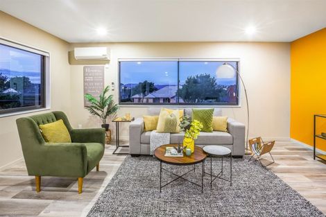 Photo of property in 32 Tongariro Drive, Aotea, Porirua, 5024