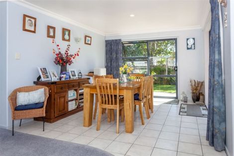 Photo of property in 220b Ocean Road, Whangamata, 3620