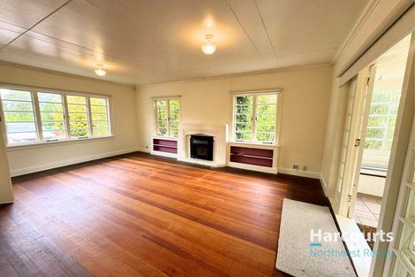 Photo of property in 86 Tawa Road, Kumeu, 0891