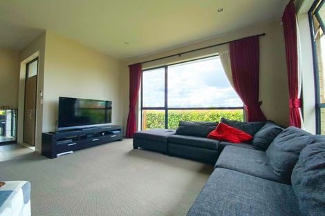 Photo of property in 2 Northbrook Close, Greenhithe, Auckland, 0632