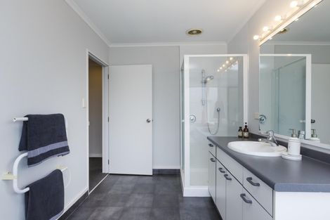 Photo of property in 82 Amberley Avenue, Highbury, Palmerston North, 4412