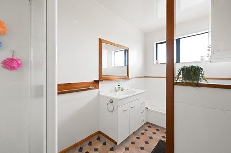 Photo of property in 26 Balloch Street, Fairfield, Hamilton, 3214